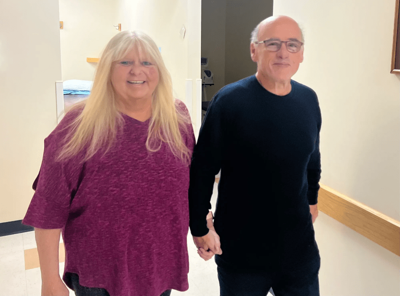 ‘The best decision:’ Robotic technology and personalized care transformed Jerry & Cindy’s livesStory on website 2/23/26 Jerry (male) - bariatrics, knee replacement Cindy - knee replacement only