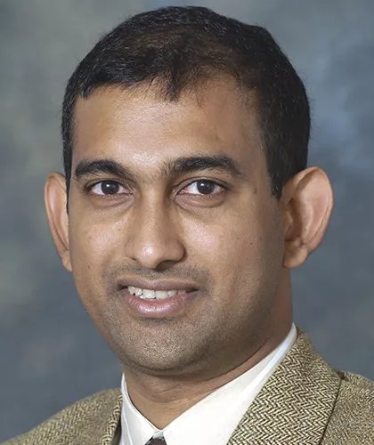 Rajesh K Nallapati